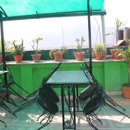 Simrika Homes Bed And Breakfast-2